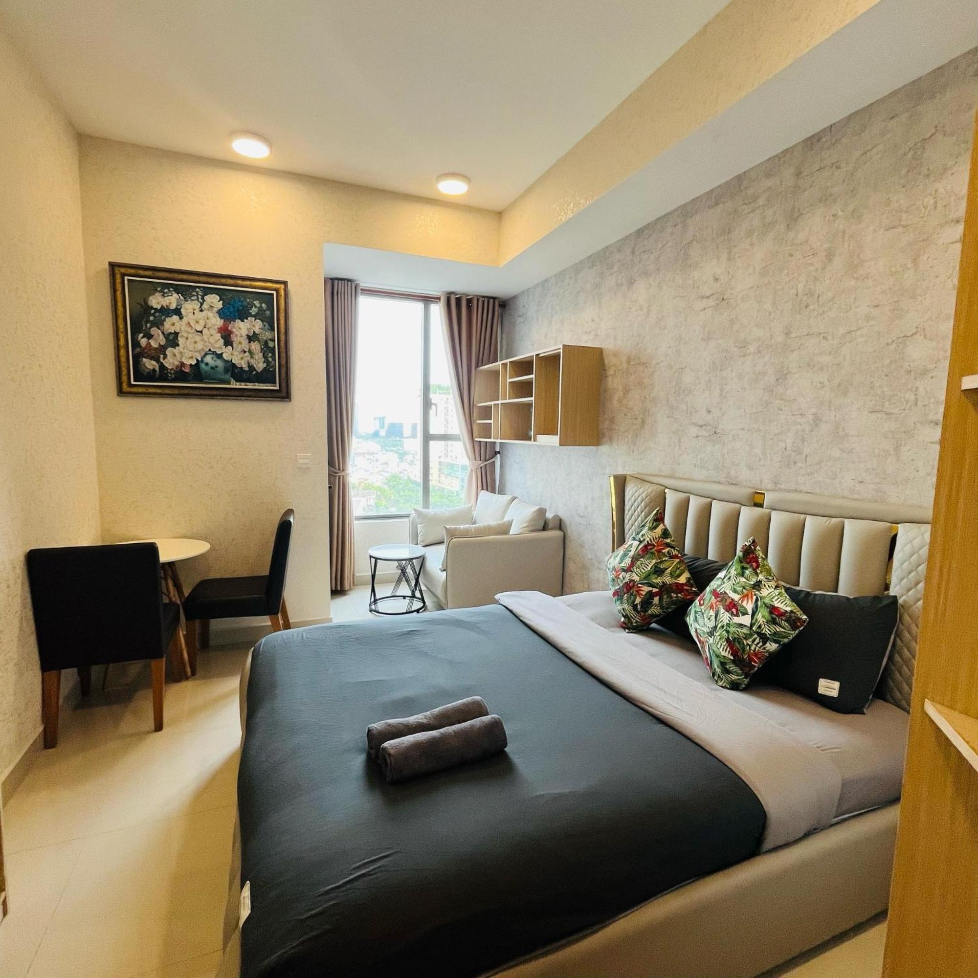 Awesome Rivergate Apartment - Cbd In Hcm City ホーチミン市 エクステリア 写真
